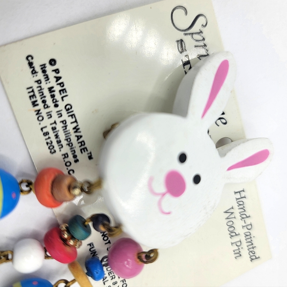 Easter Bunny Brooch with Egg & Carrot Fringe - Papel Giftware Springtime Station - Picture 4 of 12